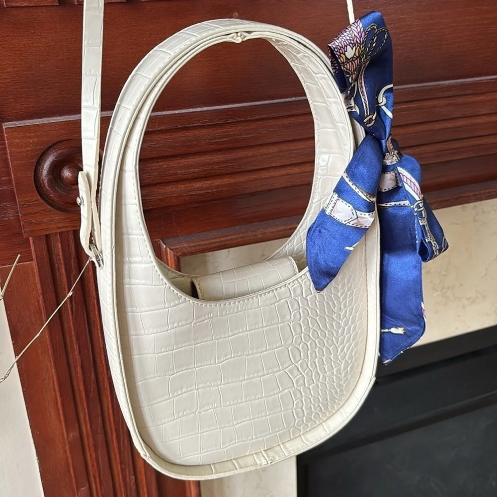 A New Day Cream Faux Crocodile Structured Crossbody Purse w/ Blue Nautical Twill - Picture 4 of 15